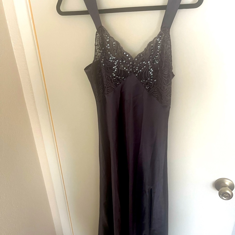 Victoria's Secret Gold Label Slip Dress Nightgown Small Gray Adj. Straps